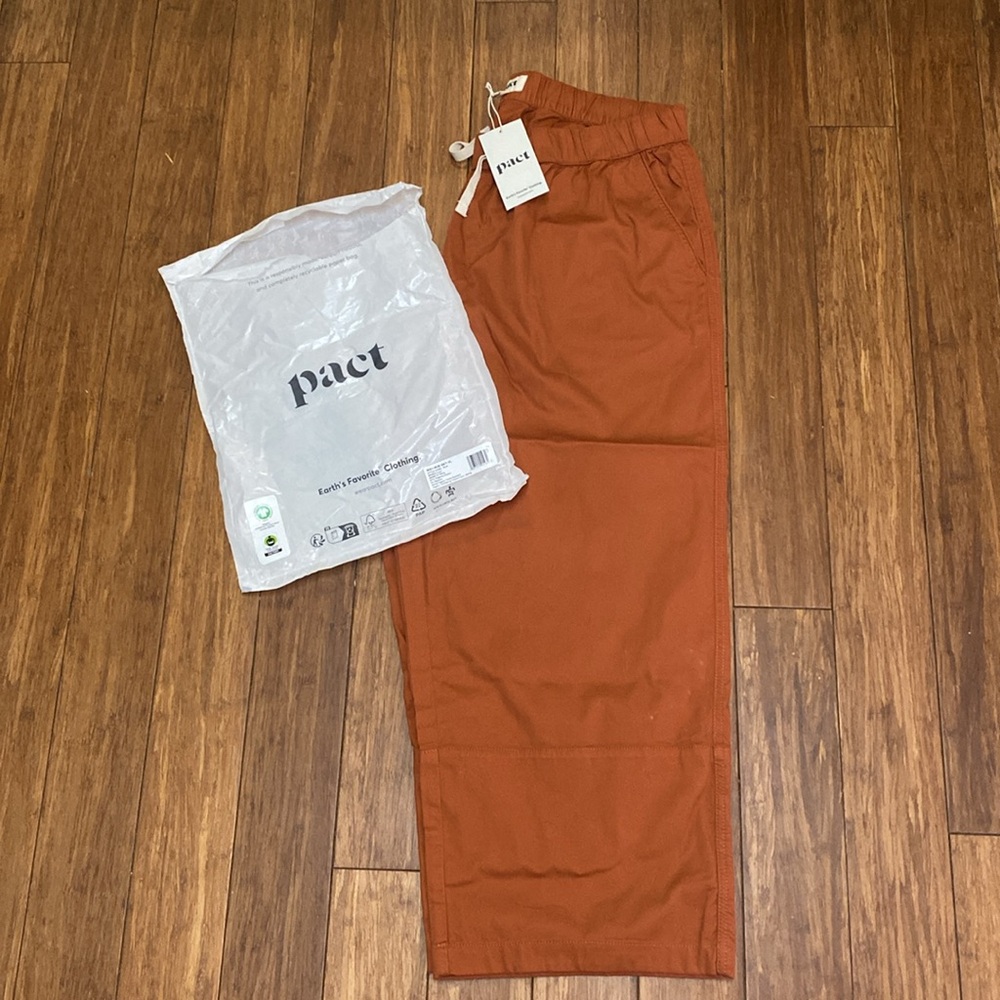 Pact cropped pants
